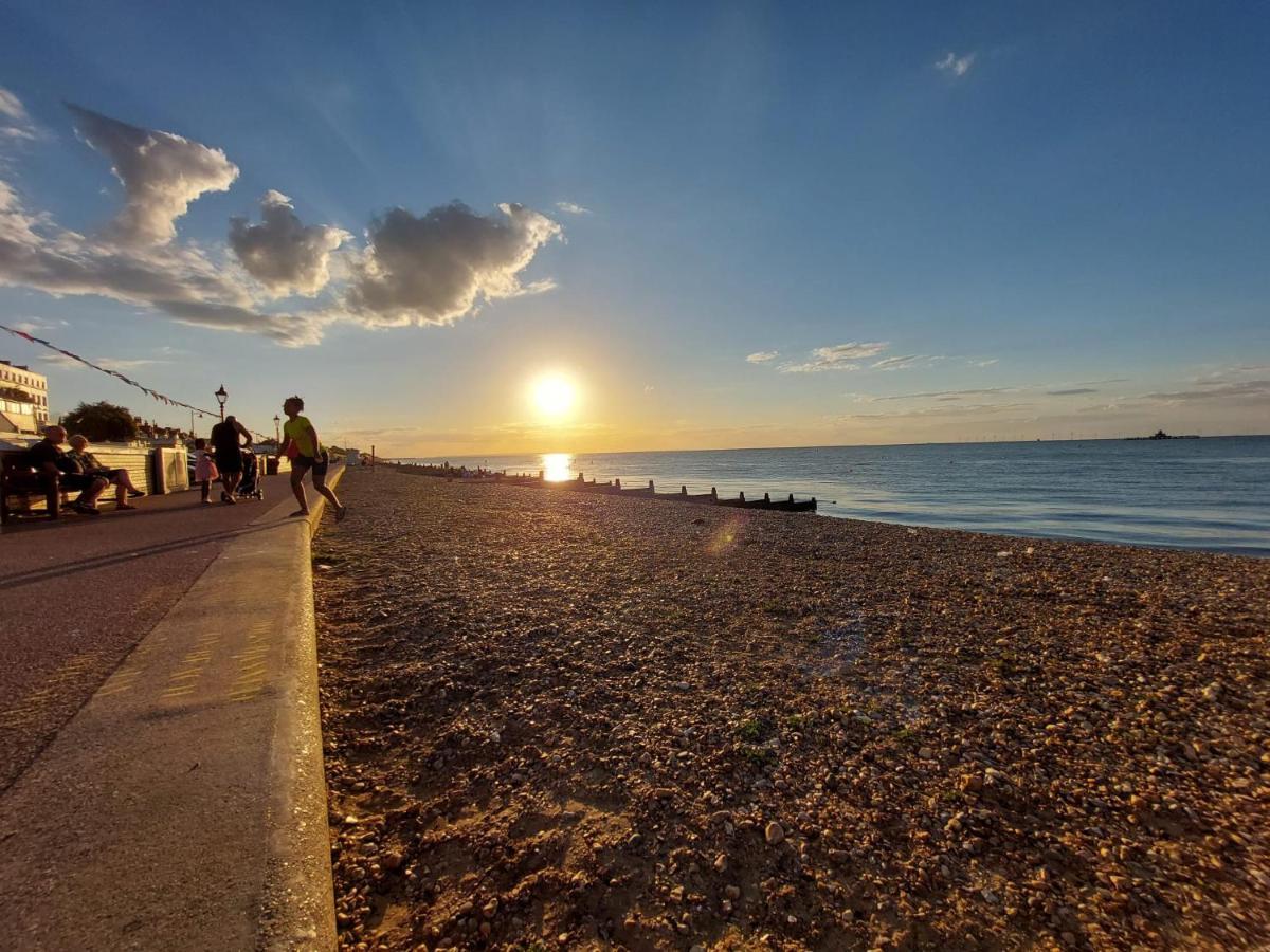 Inviting 1-Bed Apartment In Herne Bay Zewnętrze zdjęcie